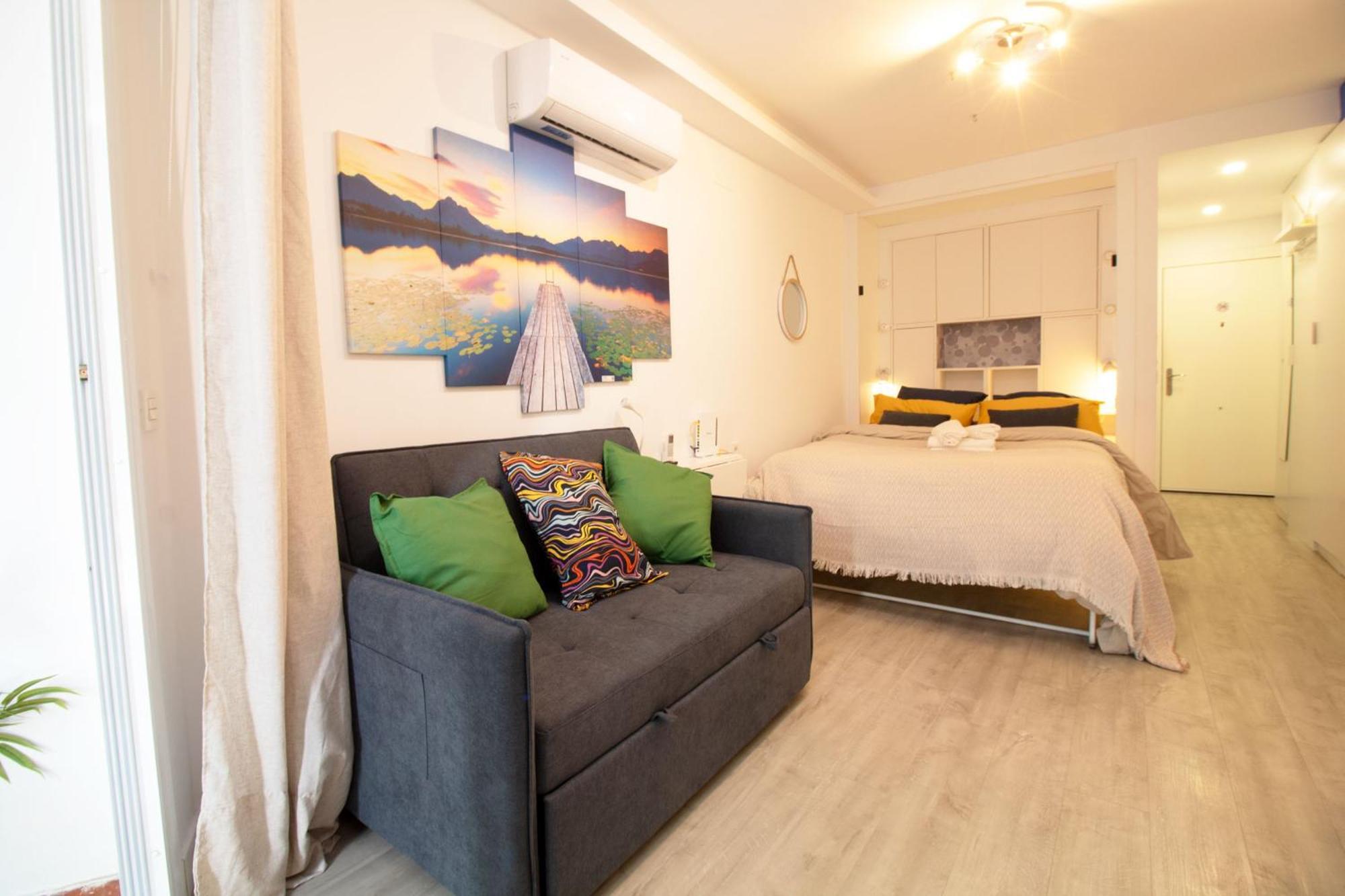 Elevana Apartment ฟูเอนฮิโรลา ภายนอก รูปภาพ