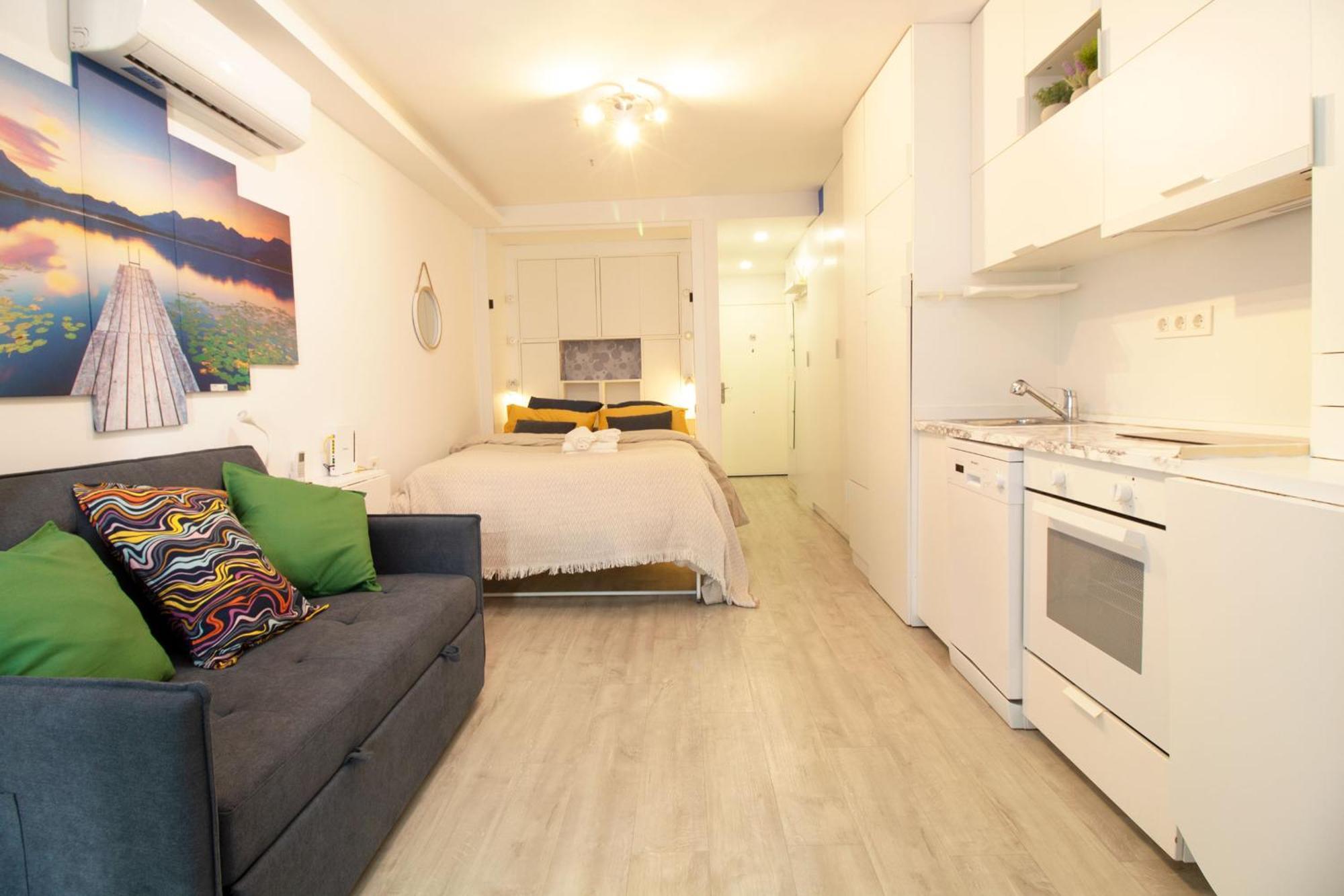 Elevana Apartment ฟูเอนฮิโรลา ภายนอก รูปภาพ